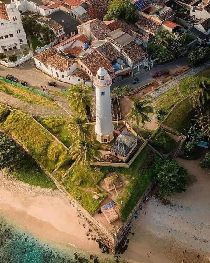 Oesis - Stylish Villa Steps From Historic Galle Fort エクステリア 写真